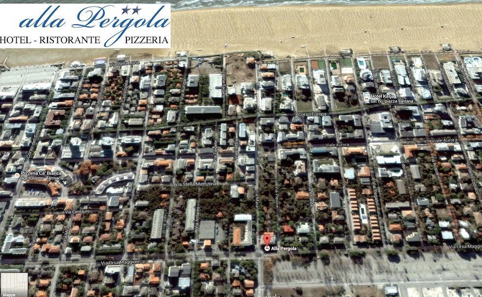 Alla Pergola Bibione Esterno foto